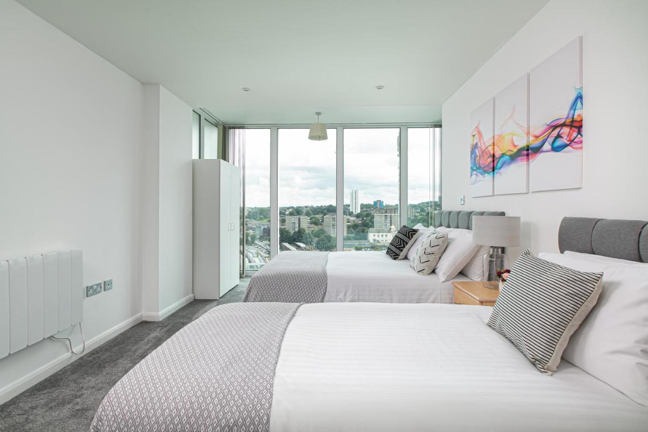 Skyvillion - 3Bed Penthouse Near London City Airport, O2 Arena, London Excel Centre With Parking Extérieur photo
