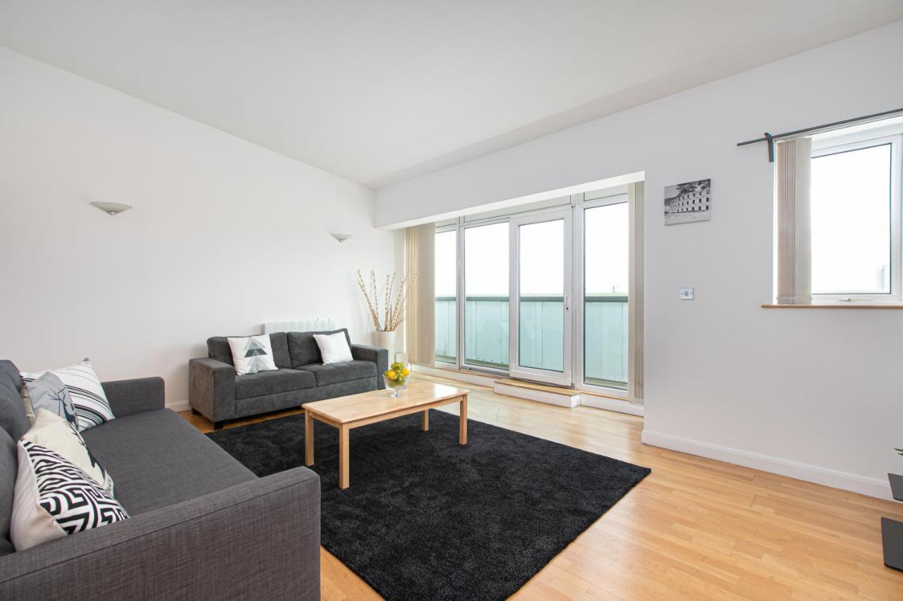 Skyvillion - 3Bed Penthouse Near London City Airport, O2 Arena, London Excel Centre With Parking Extérieur photo