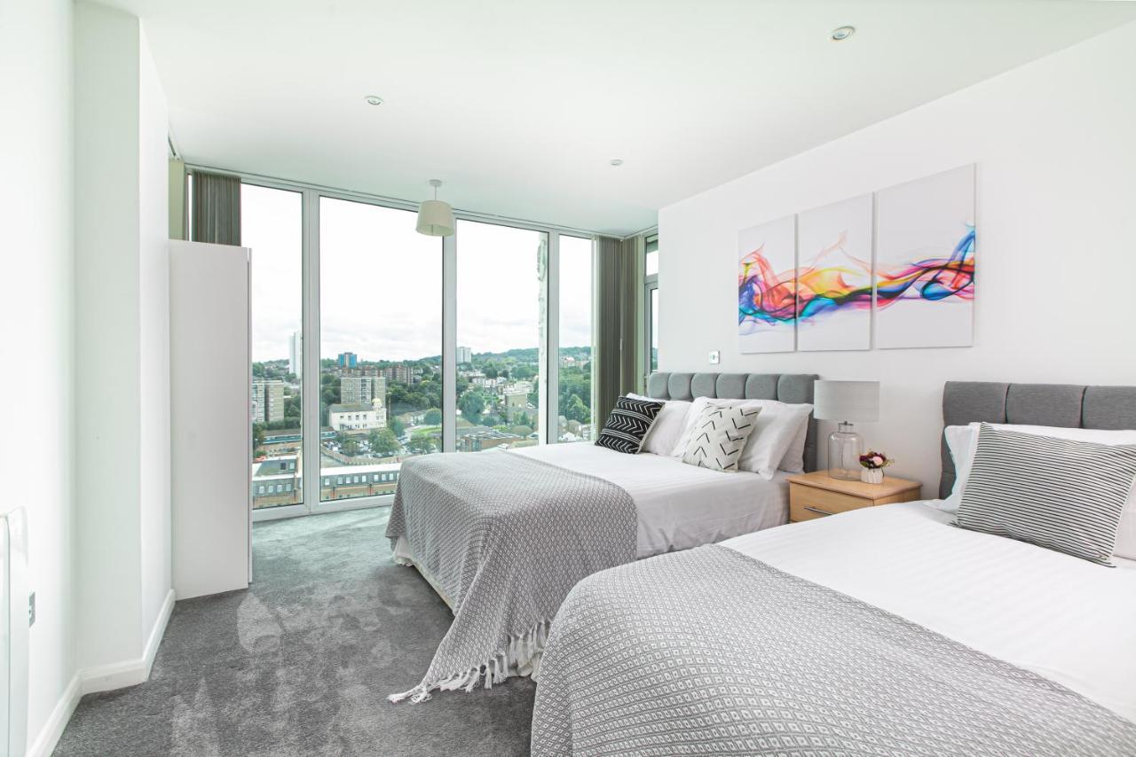 Skyvillion - 3Bed Penthouse Near London City Airport, O2 Arena, London Excel Centre With Parking Extérieur photo