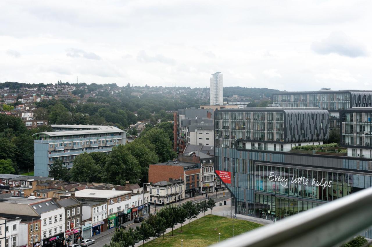 Skyvillion - 3Bed Penthouse Near London City Airport, O2 Arena, London Excel Centre With Parking Extérieur photo