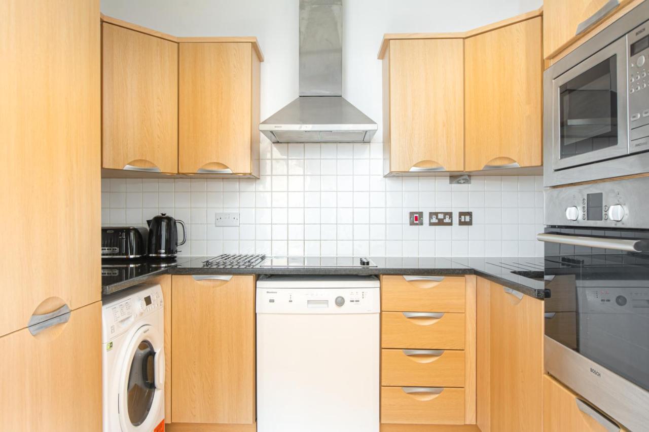 Skyvillion - 3Bed Penthouse Near London City Airport, O2 Arena, London Excel Centre With Parking Extérieur photo