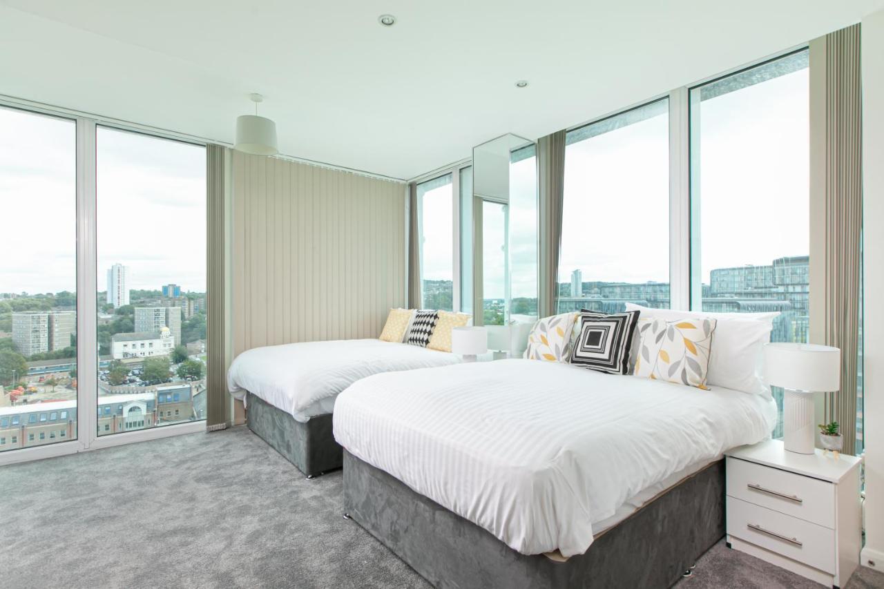 Skyvillion - 3Bed Penthouse Near London City Airport, O2 Arena, London Excel Centre With Parking Extérieur photo