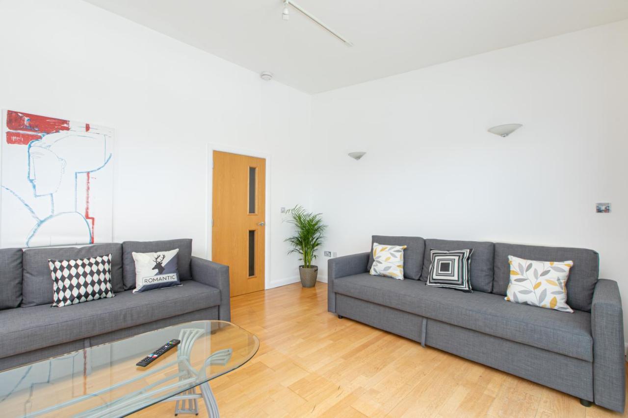Skyvillion - 3Bed Penthouse Near London City Airport, O2 Arena, London Excel Centre With Parking Extérieur photo