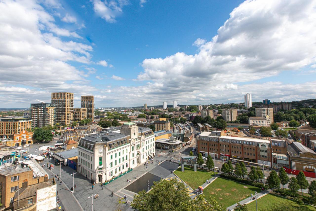 Skyvillion - 3Bed Penthouse Near London City Airport, O2 Arena, London Excel Centre With Parking Extérieur photo