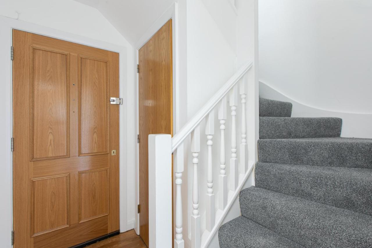 Skyvillion - 3Bed Penthouse Near London City Airport, O2 Arena, London Excel Centre With Parking Extérieur photo